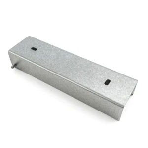 Profilé en C connecteur support pour soubassement 200x55 galvanisé